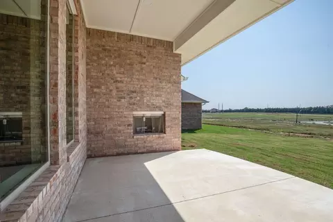 Exterior - 932 Hydrangea Way, Edmond, OK 73034 photo 24 of 31