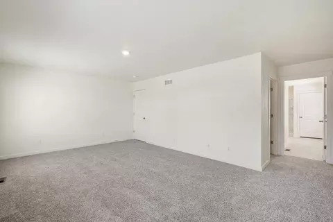Bedroom - 957 Andrews Crest Dr, Berthoud, CO 80513 photo 1 of 2