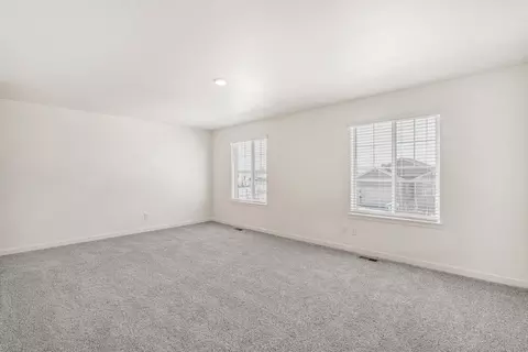 Living - 957 Andrews Crest Dr, Berthoud, CO 80513 photo 5 of 5
