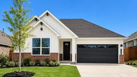 2709 Flycatcher Dr, Denton, TX 76205