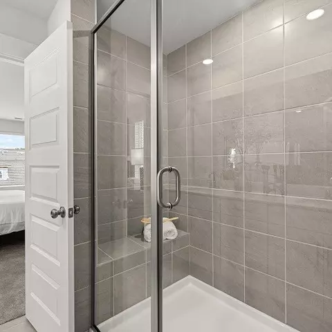 Bath - 3413 Dench Dr, Murfreesboro, TN 37130 photo 1 of 7