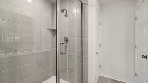 Bath - 3413 Dench Dr, Murfreesboro, TN 37130 photo 7 of 7