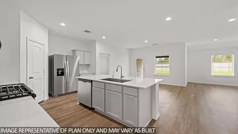 Kitchen - 14396 Cloudy Ln, Splendora, TX 77372 photo 3 of 4