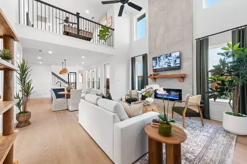 Living - 701 Wicklow Ct, Celina, TX 75009 photo 2 of 4