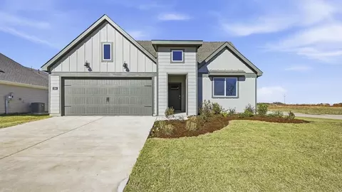 2310 Water Lily Way, Pilot Point, TX 76258