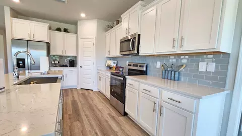 Kitchen - 13400 Crane Dr, Vancleave, MS 39565 photo 2 of 4