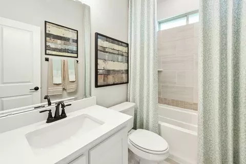 Bath - 301 River Meadows Ln, Argyle, TX 76226 photo 1 of 7