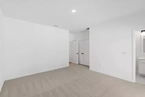 Bedroom - 32 Silverbell Ave, Berlin, NJ 08009 photo 1 of 3