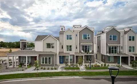 888 S Valentia St UNIT 101, Denver, CO 80247