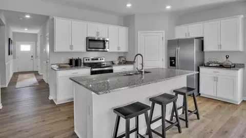 Kitchen - 1926 Willoughby Ave, Springfield, OH 45503 photo 1 of 11