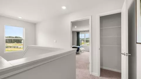 Entry Way - 1926 Willoughby Ave, Springfield, OH 45503 photo 9 of 11