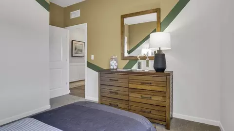 Bedroom - 1926 Willoughby Ave, Springfield, OH 45503 photo 13 of 23