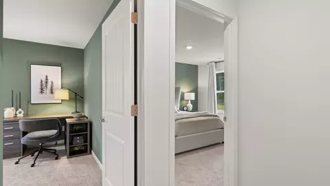 Entry Way - 1926 Willoughby Ave, Springfield, OH 45503 photo 4 of 11
