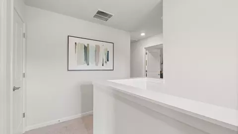 Entry Way - 1926 Willoughby Ave, Springfield, OH 45503 photo 8 of 11