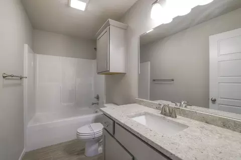 Bath - 25490 84th St, Lenexa, KS 66227 photo 2 of 4