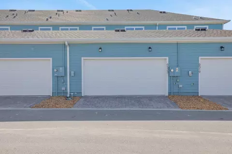 Exterior - 6523 Trailblaze Bnd, Saint Cloud, FL 34771 photo 3 of 8
