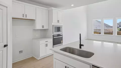 Kitchen - 417 Eagle Canyon Dr, Leander, TX 78641 photo 3 of 9