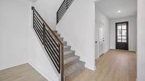 Entry Way - 417 Eagle Canyon Dr, Leander, TX 78641 photo 3 of 8