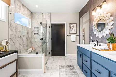 Bath - 3801 Circollo Dr, Covington, KY 41017 photo 1 of 6