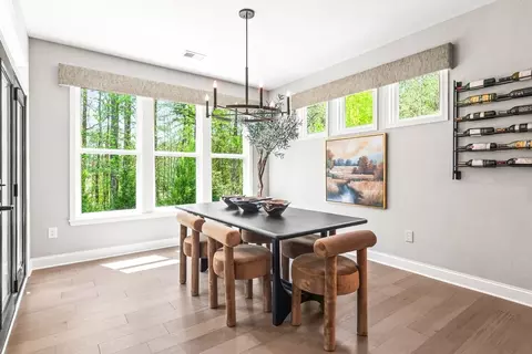 Dining - 3801 Circollo Dr, Covington, KY 41017 photo 1 of 4