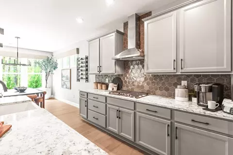 Kitchen - 3801 Circollo Dr, Covington, KY 41017 photo 3 of 13