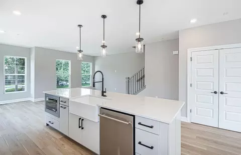 Kitchen - 4137 Tuller Rd, Dublin, OH 43017 photo 1 of 4