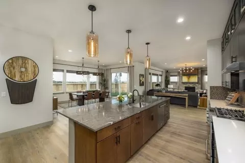 Kitchen - 805 Halfpipe St, Belgrade, MT 59714 photo 4 of 5