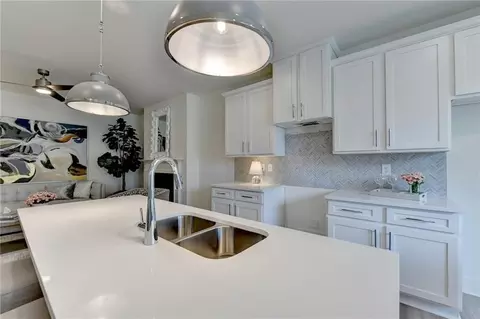 Kitchen - 263 Barracks Way, Hoschton, GA 30548 photo 12 of 14