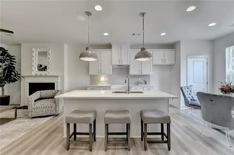 Kitchen - 263 Barracks Way, Hoschton, GA 30548 photo 13 of 14