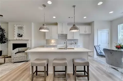 Kitchen - 263 Barracks Way, Hoschton, GA 30548 photo 3 of 14