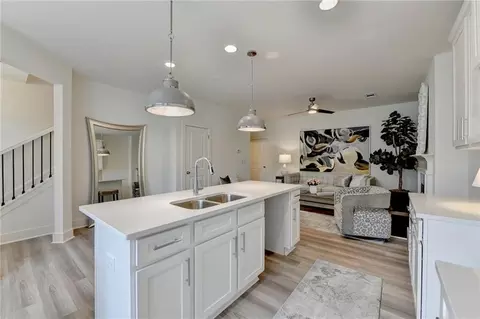 Kitchen - 263 Barracks Way, Hoschton, GA 30548 photo 10 of 14