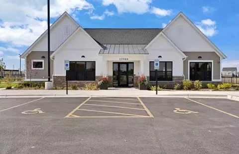 Exterior - 12823 S Vicarage Dr, Plainfield, IL 60585 photo 10 of 13
