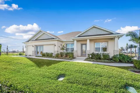 3732 NE 15th Pl, Cape Coral, FL 33909