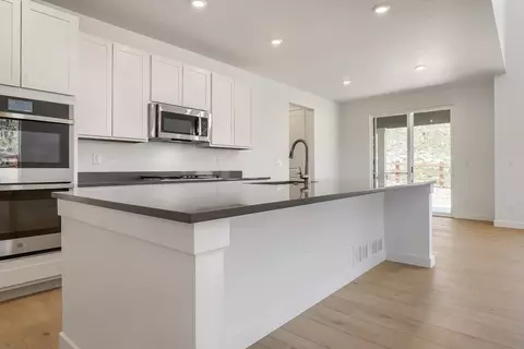 Kitchen - 24734 E Kettle Ct, Aurora, CO 80016 photo 2 of 4
