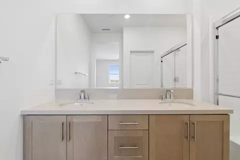 Bath - 8137 Scottsbluff Dr, Chino, CA 91708 photo 2 of 4