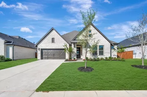 725 Shinnery Oak Way, Waxahachie, TX 75165