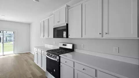 Kitchen - 314 Sweetspire St, Moncks Corner, SC 29461 photo 3 of 7