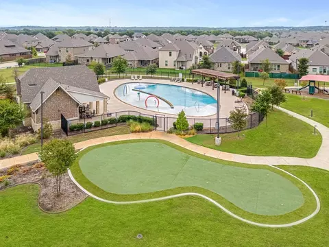 Exterior - 301 River Meadows Ln, Argyle, TX 76226 photo 15 of 20