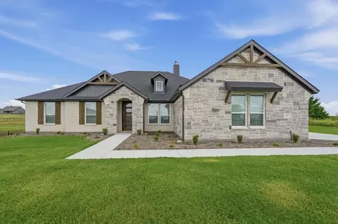 267 Meadow Vista Dr, Rhome, TX 76078