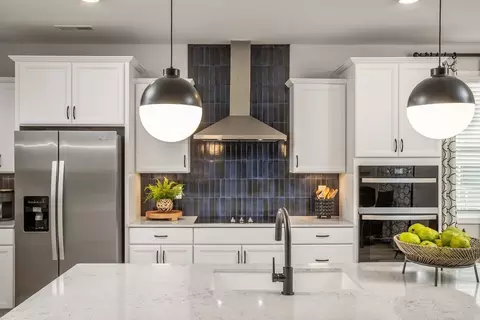 Kitchen - 1376 Noble Oak Place Lot #27, Leland, NC 28451 photo 7 of 10