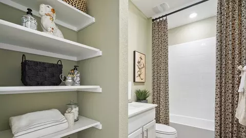 Bath - 2140 Ghost Rider Ct, Leander, TX 78641 photo 16 of 18