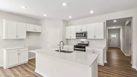 Kitchen - 2204 Hackberry St, Springfield, OH 45505 photo 1 of 9