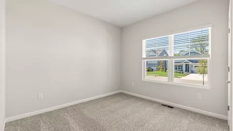 Bedroom - 2204 Hackberry St, Springfield, OH 45505 photo 2 of 17