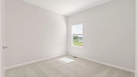 Bedroom - 2204 Hackberry St, Springfield, OH 45505 photo 4 of 17