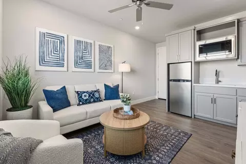Living - 1233 Mccabe Cir, Galt, CA 95632 photo 3 of 3