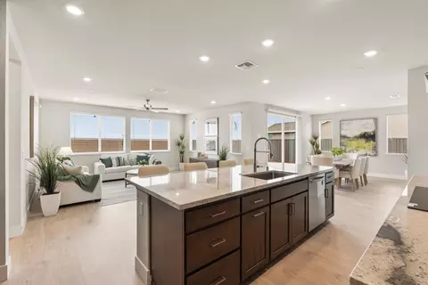 Kitchen - 1233 Mccabe Cir, Galt, CA 95632 photo 2 of 4