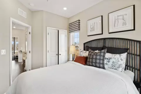 Bedroom - 11735 Cygnet Dr, Waldorf, MD 20601 photo 4 of 7