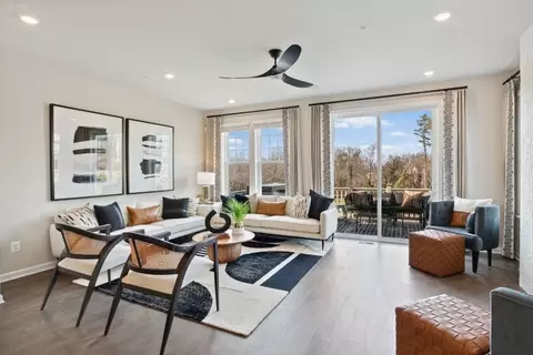Living - 11735 Cygnet Dr, Waldorf, MD 20601 photo 2 of 5
