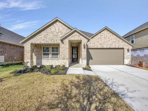 208 Raine Manor Ct, Montgomery, TX 77316