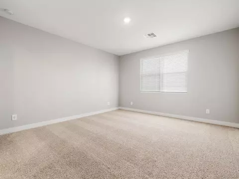 Bedroom - 118 W Flatiron Trl, Apache Junction, AZ 85120 photo 1 of 8